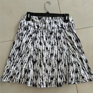 donajo Monochrome A-Line Women's Skort size 2